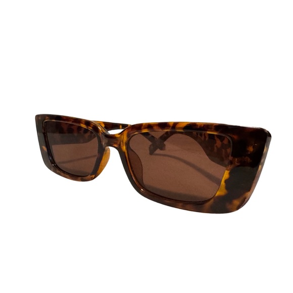 Tortoise Shell Sunglasses - Picture 1 of 1